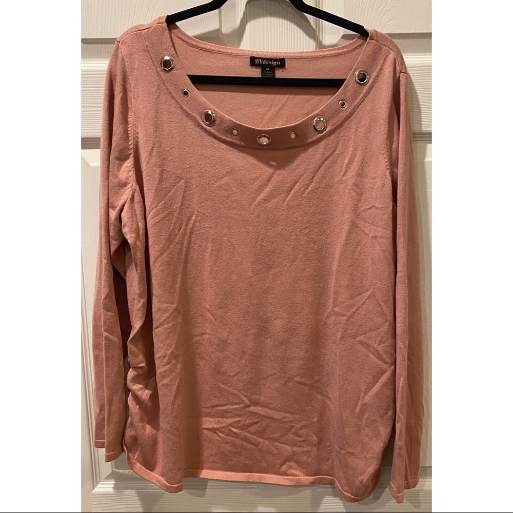 Plus Size Sweater​​​​​​​​​​​